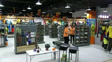 公益之光 企業責任與員工自愿的平衡藝術